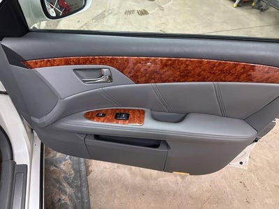 2005 Toyota Avalon XL