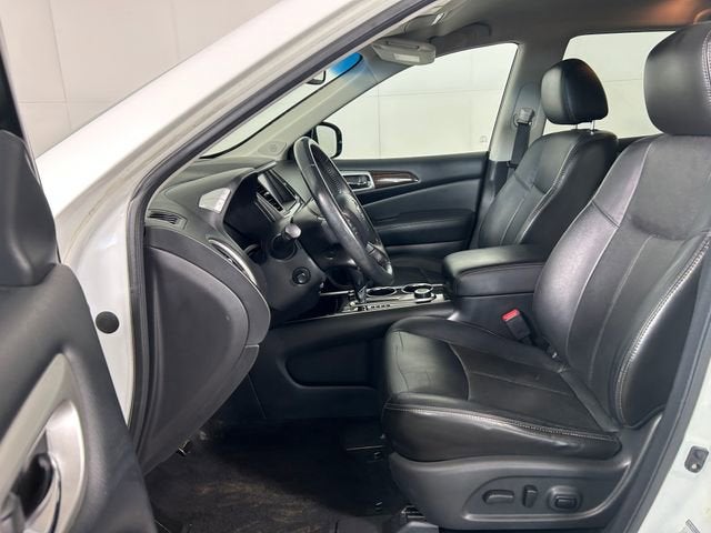 2013 Nissan Pathfinder Platinum