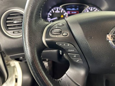 2013 Nissan Pathfinder Platinum