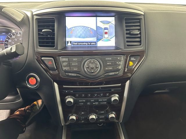 2013 Nissan Pathfinder Platinum