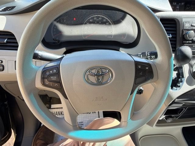 2013 Toyota Sienna LE AAS