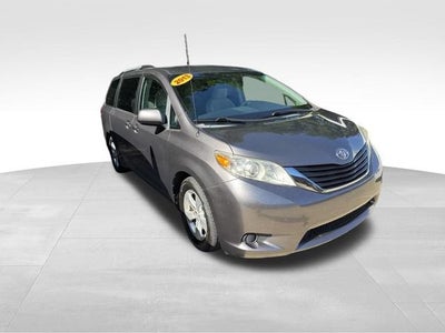 2013 Toyota Sienna LE AAS