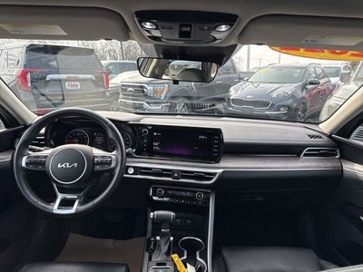 2022 Kia K5 EX