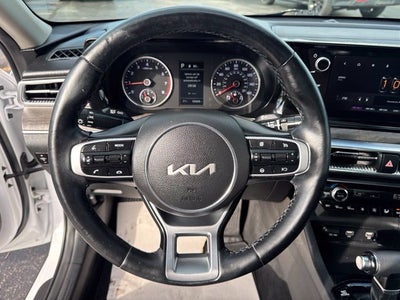2022 Kia K5 EX