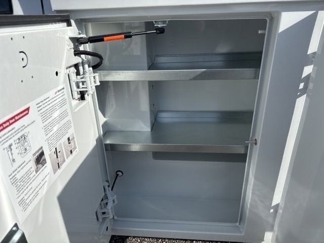 2025 GMC Savana Cutaway 3500 1WT