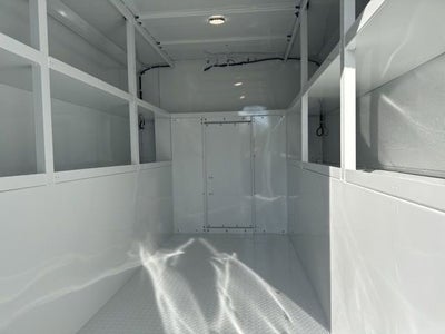 2025 GMC Savana Cutaway 3500 1WT