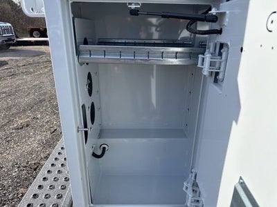 2025 GMC Savana Cutaway 3500 1WT