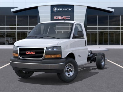 2026 GMC Savana Cutaway 3500 1WT
