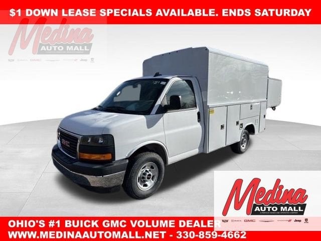 2025 GMC Savana Cutaway 3500 1WT