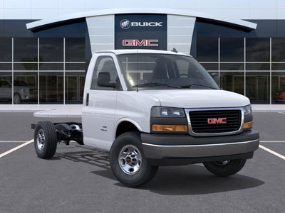 2025 GMC Savana Cutaway 3500 1WT