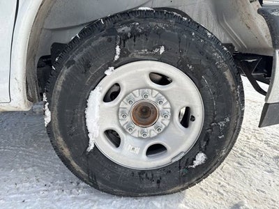 2026 GMC Savana Cutaway 3500 1WT