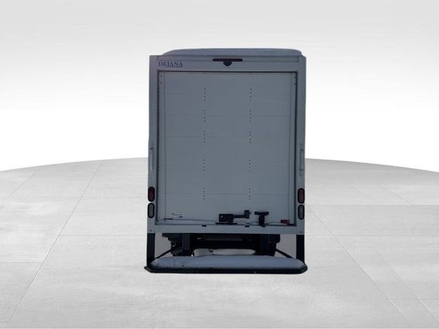 2026 GMC Savana Cutaway 3500 1WT