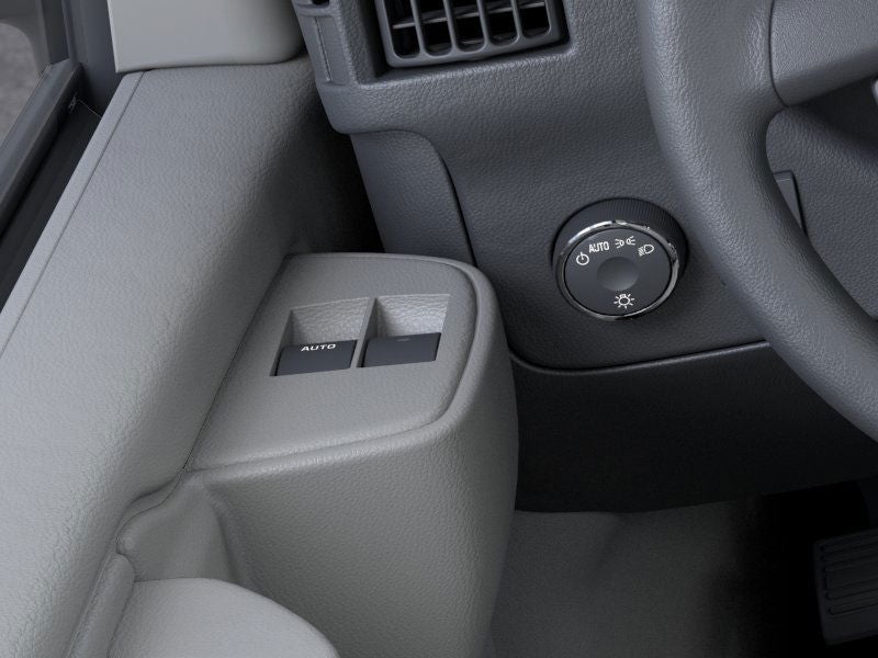 2026 GMC Savana Cutaway 3500 1WT