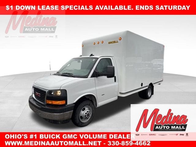 2025 GMC Savana Cutaway 3500 1WT