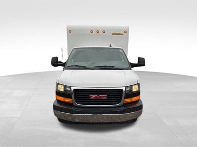 2025 GMC Savana Cutaway 3500 1WT