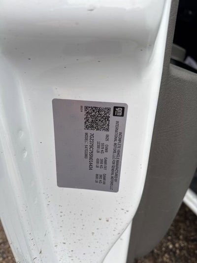 2025 GMC Savana Cutaway 3500 1WT