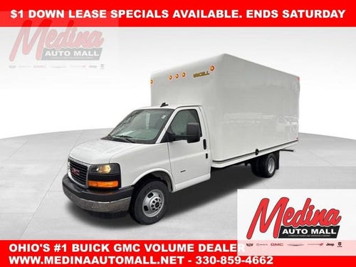 2025 GMC Savana Cutaway 3500 1WT