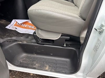 2025 GMC Savana Cutaway 3500 1WT