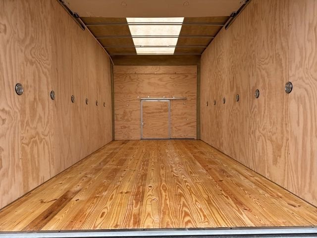 2025 GMC Savana Cutaway 3500 1WT