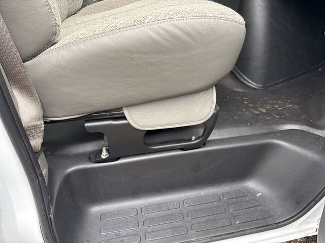 2025 GMC Savana Cutaway 3500 1WT