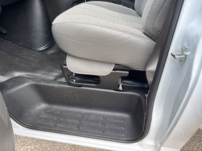 2025 GMC Savana Cutaway 3500 1WT