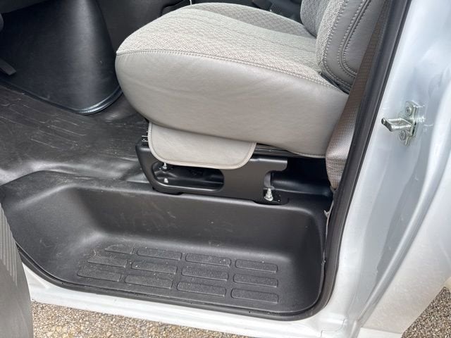 2025 GMC Savana Cutaway 3500 1WT