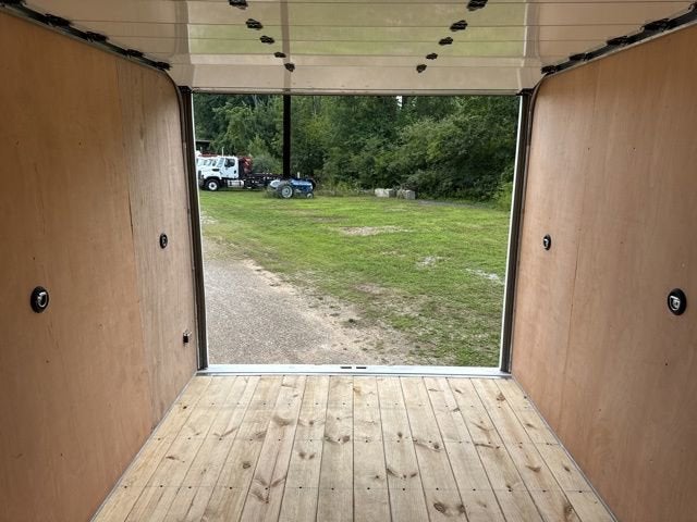 2025 GMC Savana Cutaway 3500 1WT