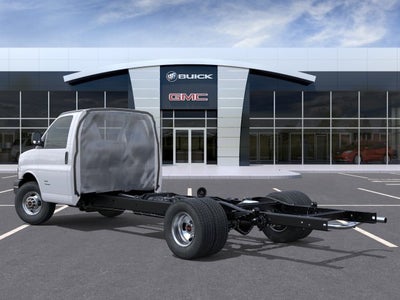 2026 GMC Savana Cutaway 3500 1WT