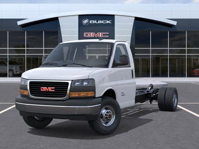 2025 GMC Savana Cutaway 3500 1WT