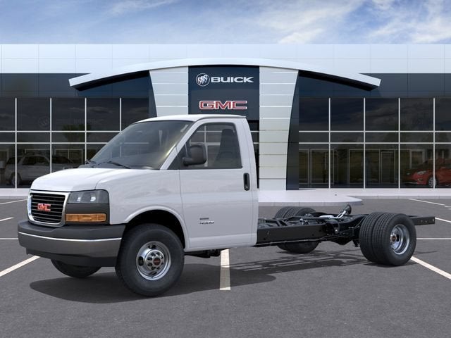 2026 GMC Savana Cutaway 4500 2WT