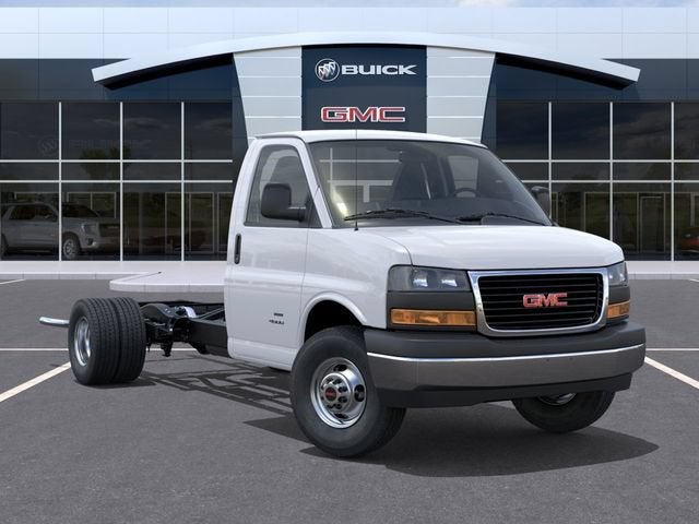 2026 GMC Savana Cutaway 4500 2WT