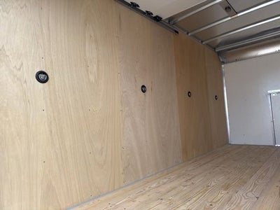 2025 GMC Savana Cutaway 4500 2WT