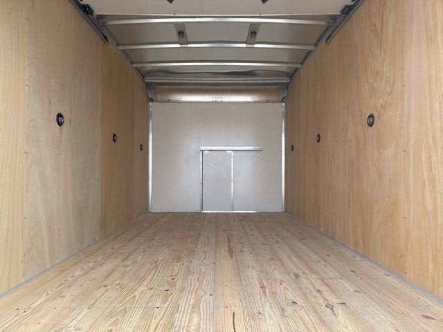 2025 GMC Savana Cutaway 4500 2WT