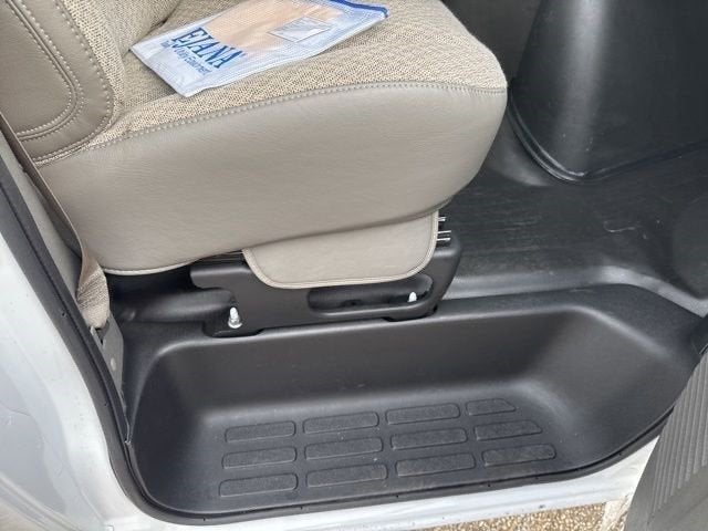 2025 GMC Savana Cutaway 4500 2WT