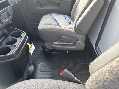 2025 GMC Savana Cutaway 4500 2WT