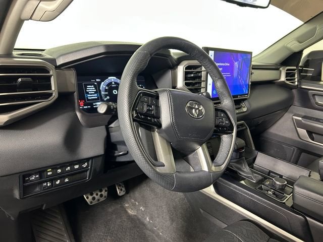 2023 Toyota Sequoia SR5