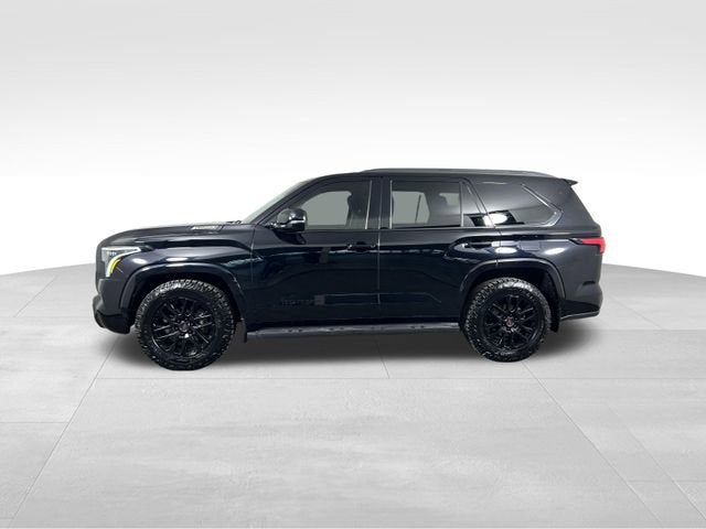 2023 Toyota Sequoia SR5