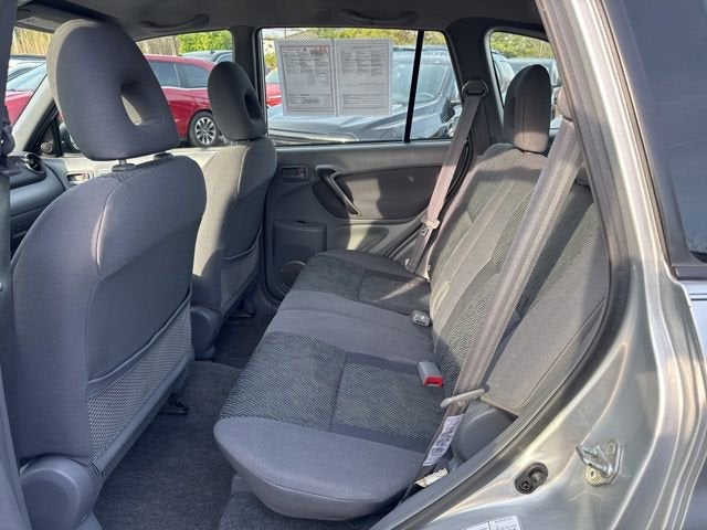 2003 Toyota RAV4 Base