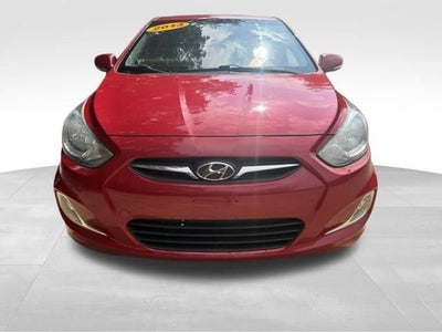 2013 Hyundai Accent SE