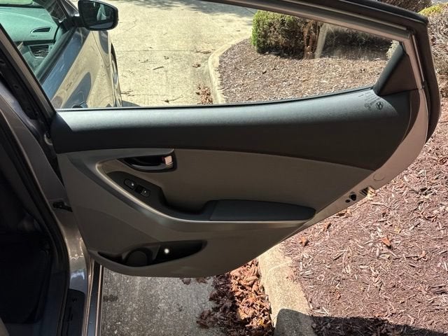 2011 Hyundai Elantra Ltd