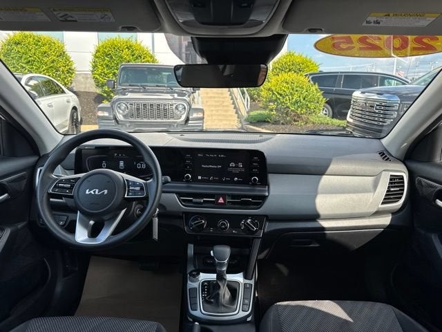2025 Kia Seltos LX