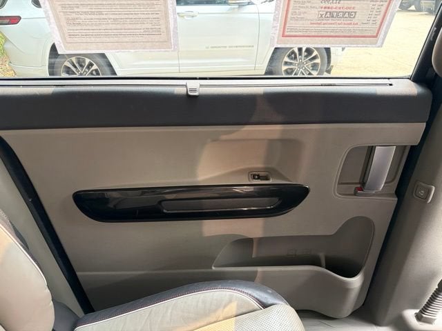 2017 Kia Sedona SX