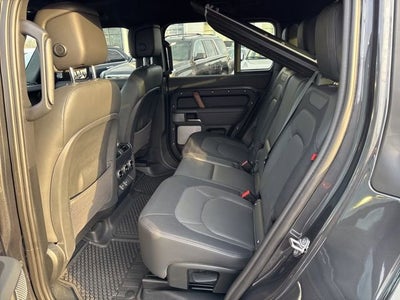 2023 Land Rover Defender X-Dynamic SE