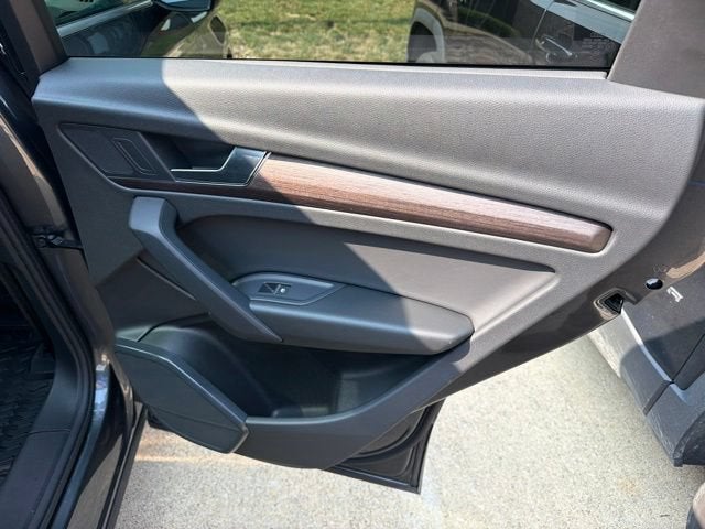 2024 Audi Q5 S line Premium