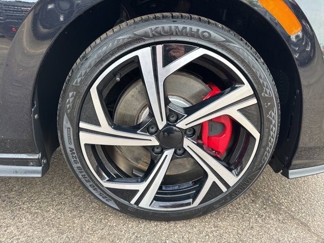 2024 Volkswagen Golf GTI SE