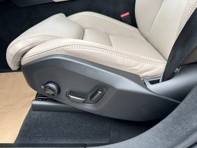 2025 Volvo XC90 Ultra