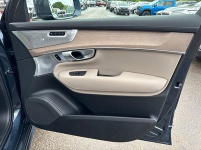 2025 Volvo XC90 Ultra