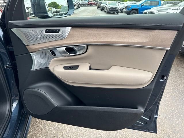 2025 Volvo XC90 Ultra