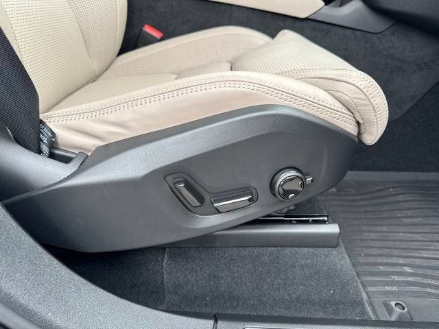 2025 Volvo XC90 Ultra