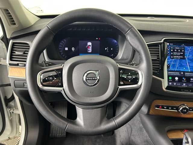 2023 Volvo XC90 Plus